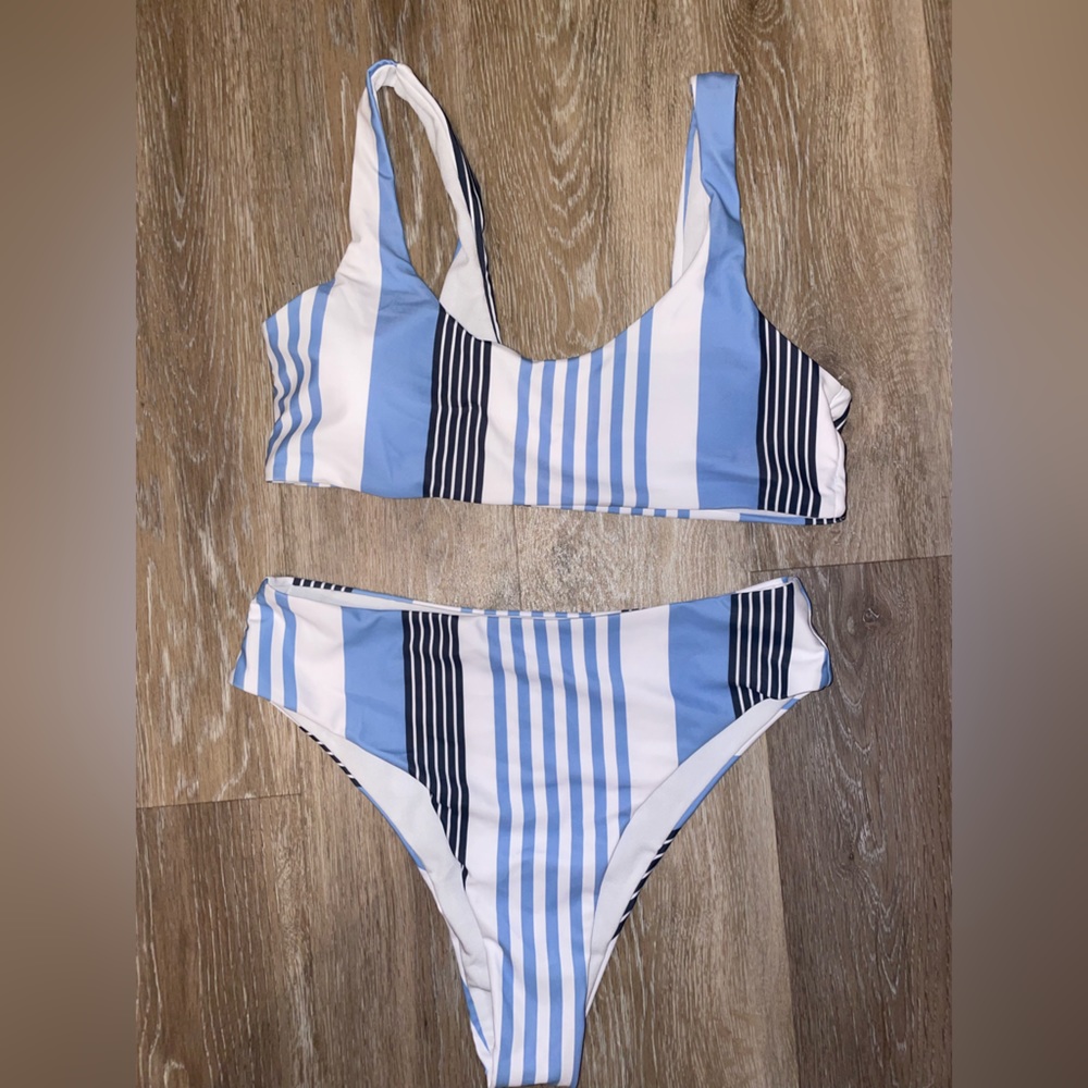 High waisted bikini